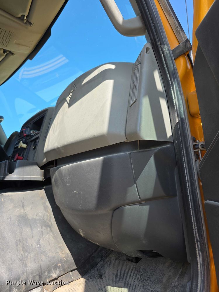 image for item EF3638 2014 International 7600 dump truck