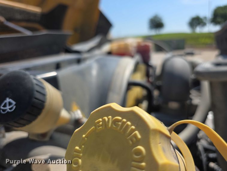 image for item EF3638 2014 International 7600 dump truck