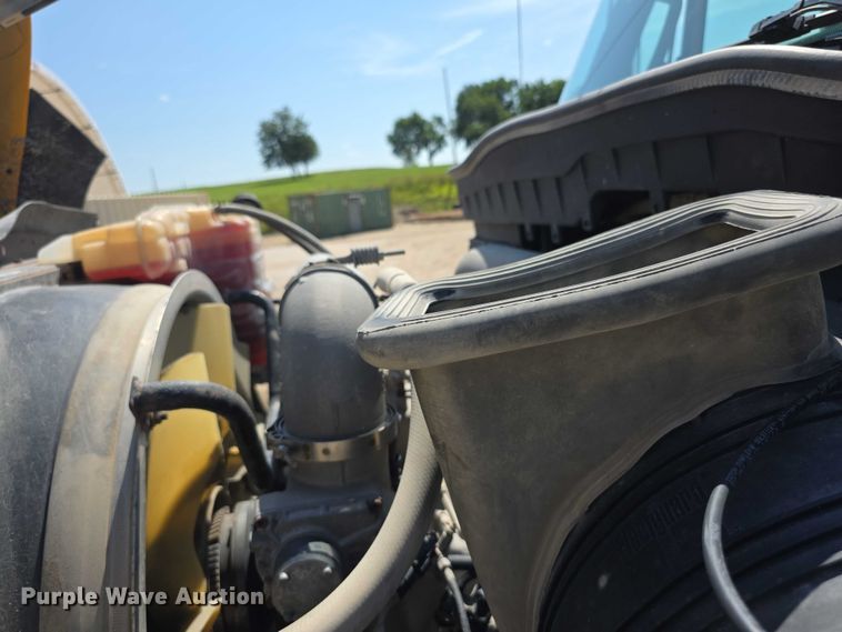 image for item EF3638 2014 International 7600 dump truck