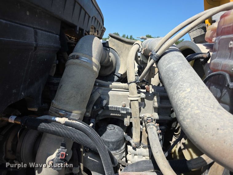 image for item EF3638 2014 International 7600 dump truck