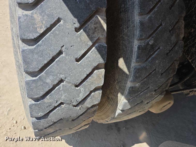 image for item EF3638 2014 International 7600 dump truck