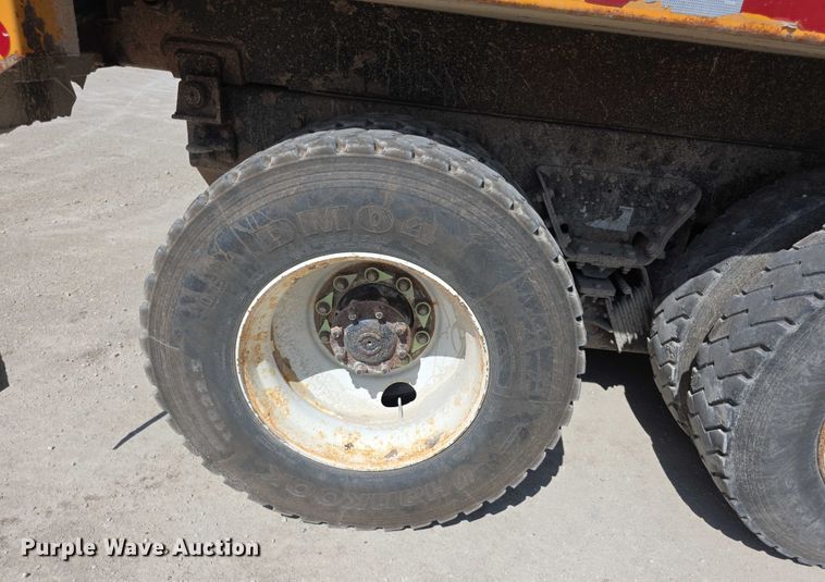 image for item EF3638 2014 International 7600 dump truck