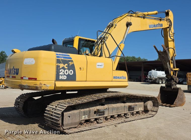 EXCAVADORA 2009 KOMATSU PC200LC8