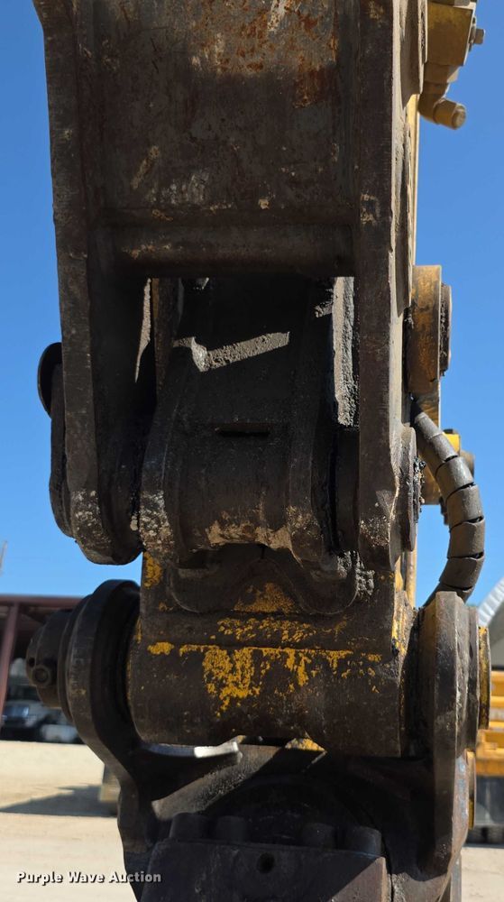 image for item EF3639 2009 Komatsu PC200LC-8 excavator