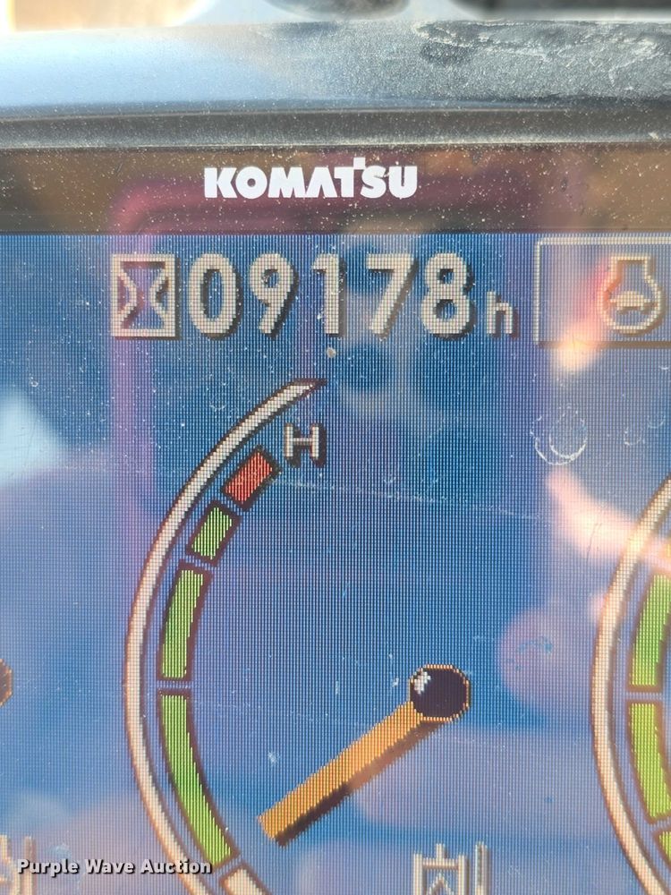 image for item EF3639 2009 Komatsu PC200LC-8 excavator