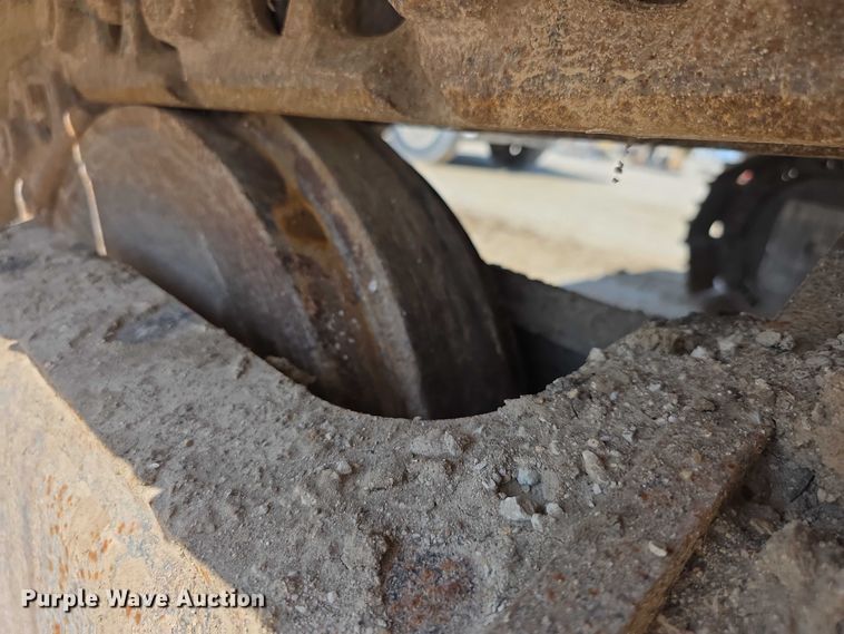 image for item EF3639 2009 Komatsu PC200LC-8 excavator