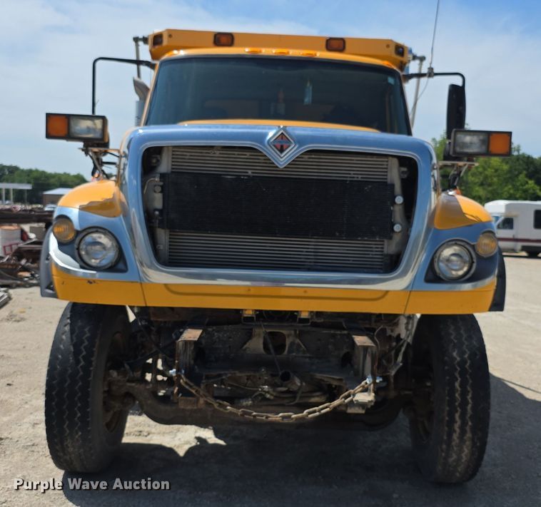 image for item EF3640 2014 International 7600 dump truck