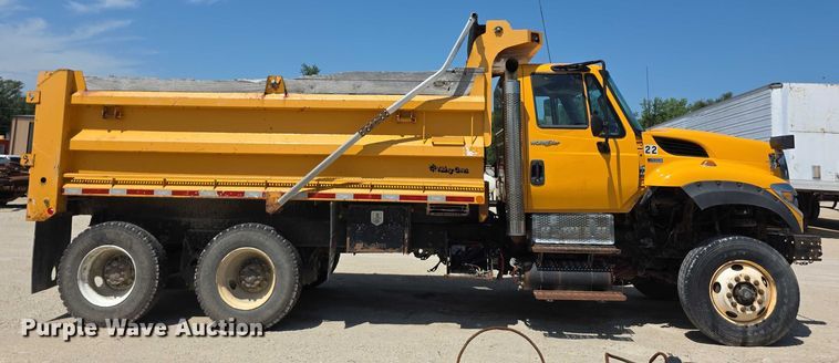 image for item EF3640 2014 International 7600 dump truck