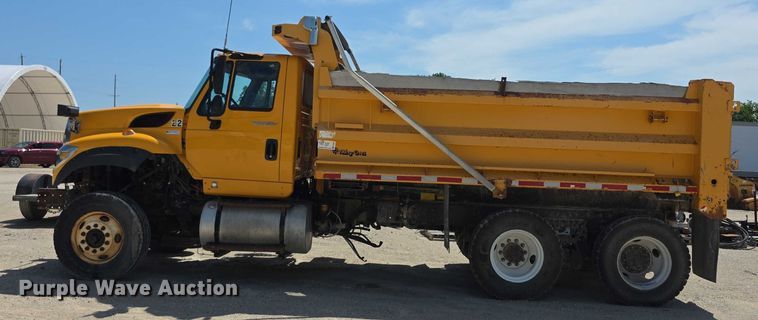 image for item EF3640 2014 International 7600 dump truck