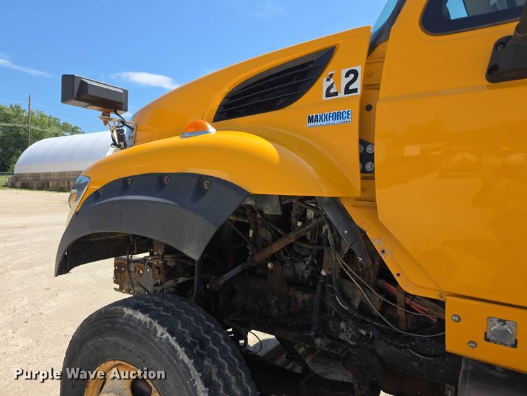 image for item EF3640 2014 International 7600 dump truck