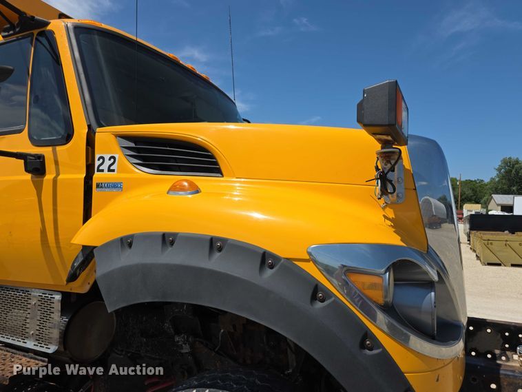 image for item EF3640 2014 International 7600 dump truck