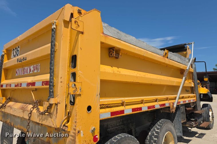 image for item EF3640 2014 International 7600 dump truck