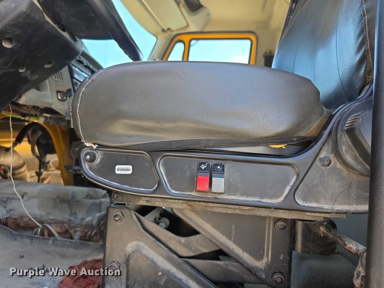 image for item EF3640 2014 International 7600 dump truck