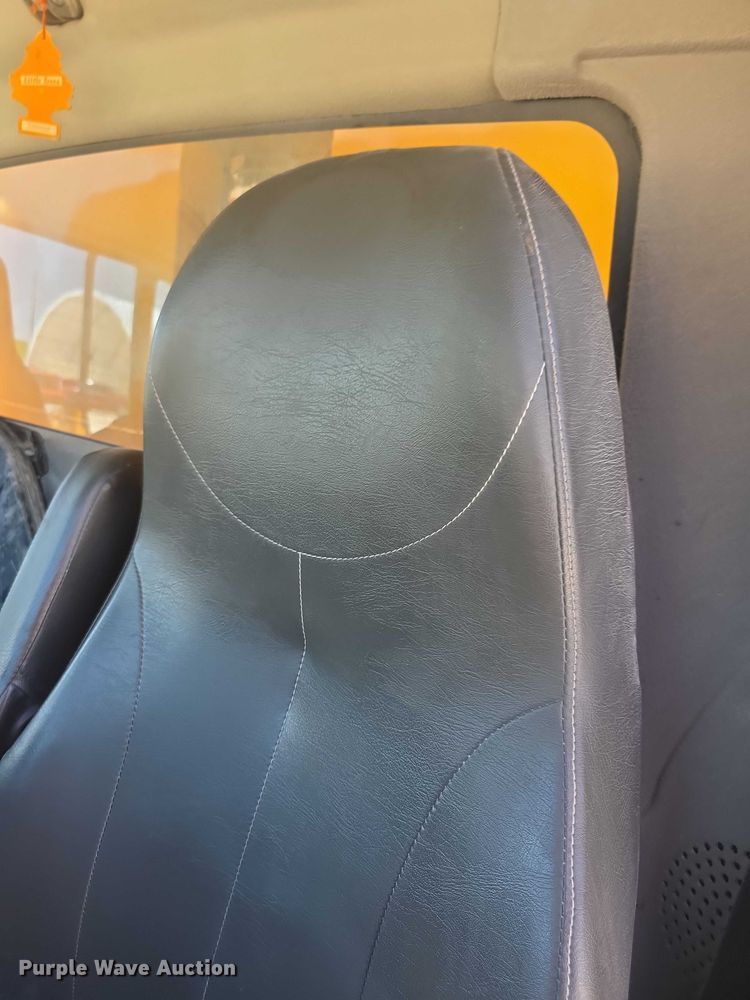 image for item EF3640 2014 International 7600 dump truck