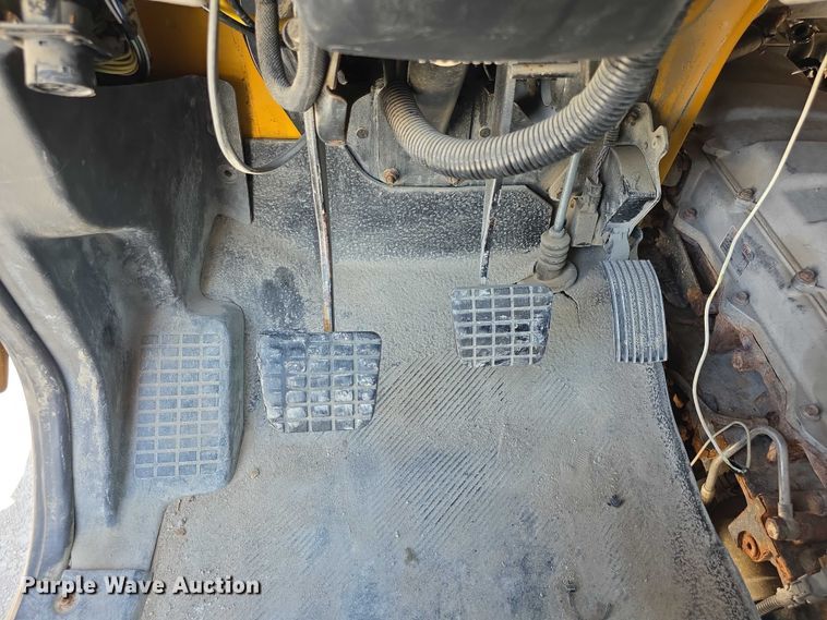 image for item EF3640 2014 International 7600 dump truck