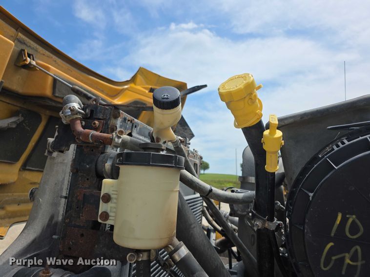 image for item EF3640 2014 International 7600 dump truck