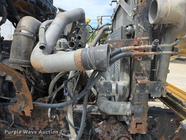 image for item EF3640 2014 International 7600 dump truck