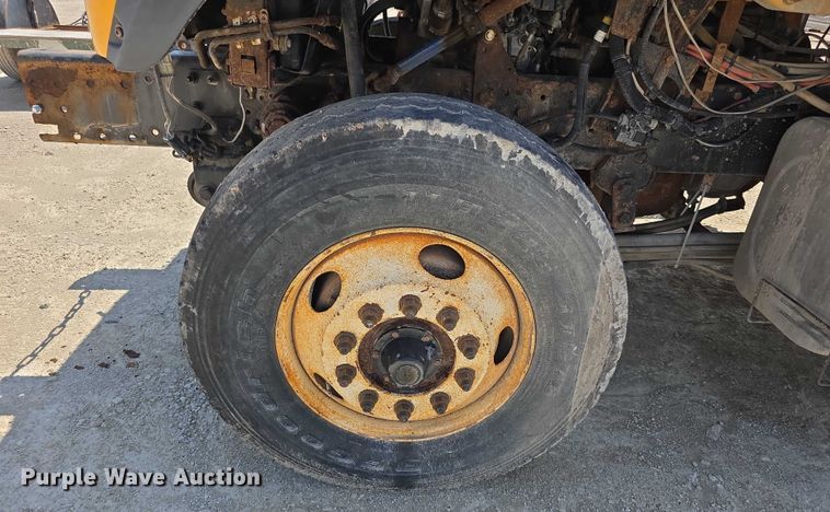 image for item EF3640 2014 International 7600 dump truck