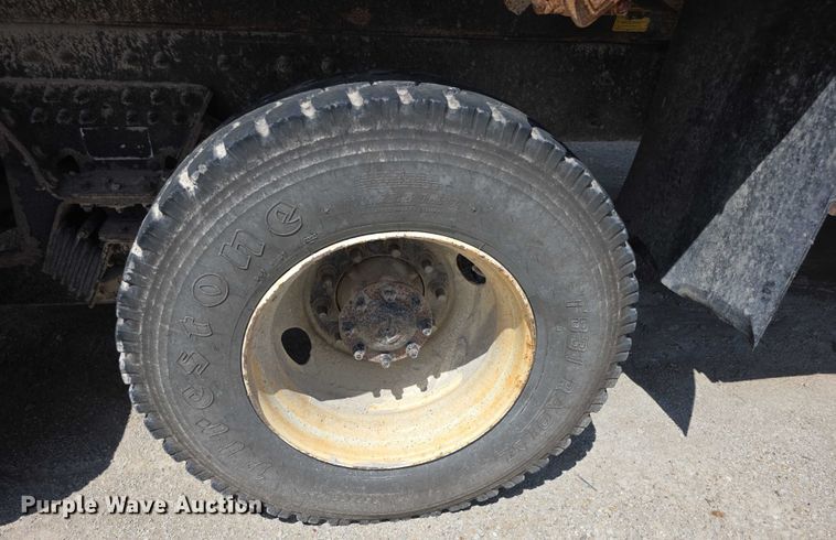 image for item EF3640 2014 International 7600 dump truck