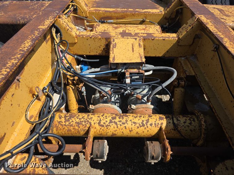 image for item EF3641 2004 Load King lowboy equipment trailer