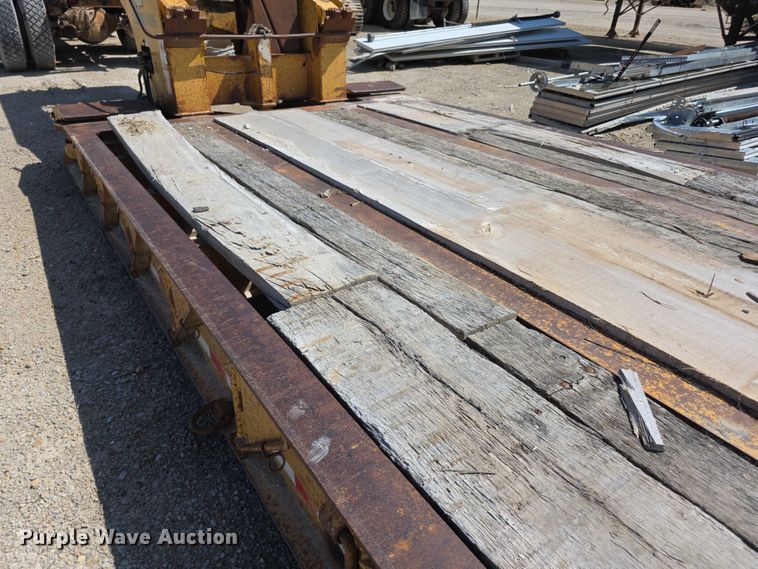 image for item EF3641 2004 Load King lowboy equipment trailer