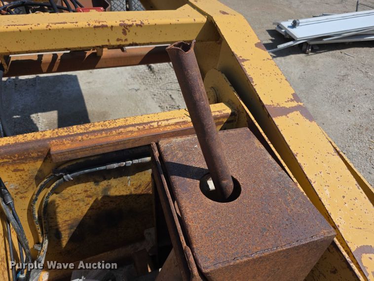 image for item EF3641 2004 Load King lowboy equipment trailer