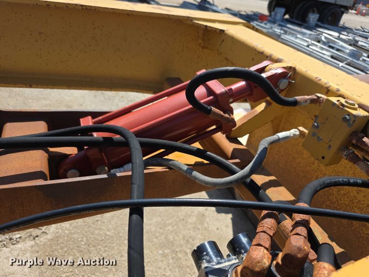 image for item EF3641 2004 Load King lowboy equipment trailer