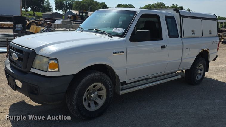 image for item EF3645 2006 Ford Ranger SuperCab pickup truck