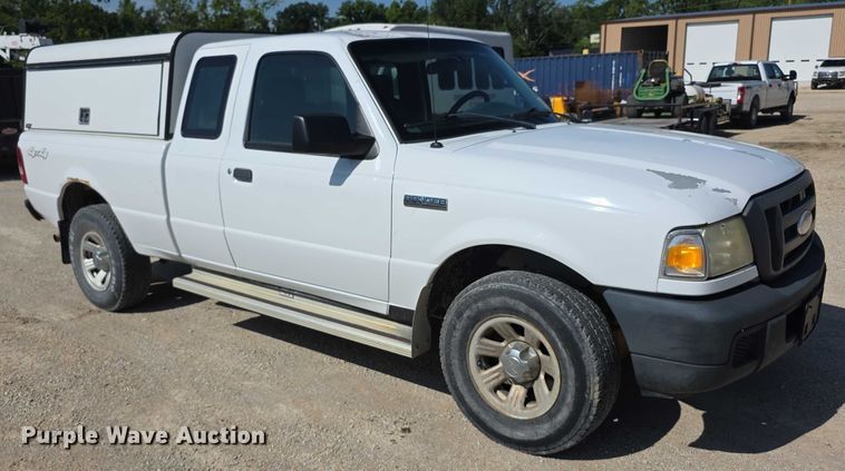 image for item EF3645 2006 Ford Ranger SuperCab pickup truck