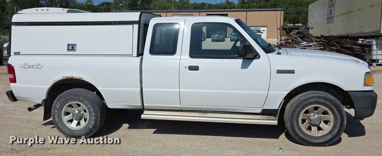 image for item EF3645 2006 Ford Ranger SuperCab pickup truck