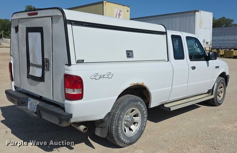 image for item EF3645 2006 Ford Ranger SuperCab pickup truck