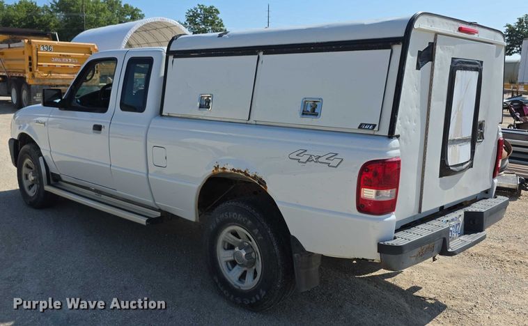 image for item EF3645 2006 Ford Ranger SuperCab pickup truck
