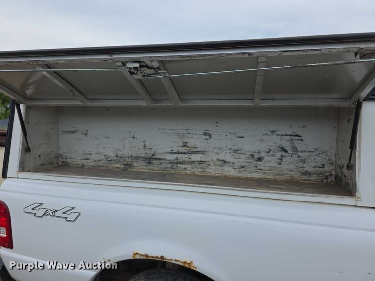 image for item EF3645 2006 Ford Ranger SuperCab pickup truck