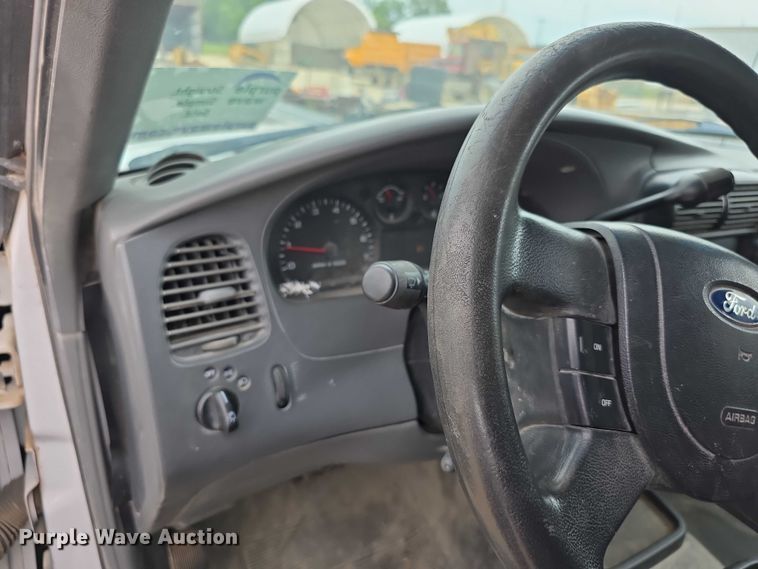 image for item EF3645 2006 Ford Ranger SuperCab pickup truck