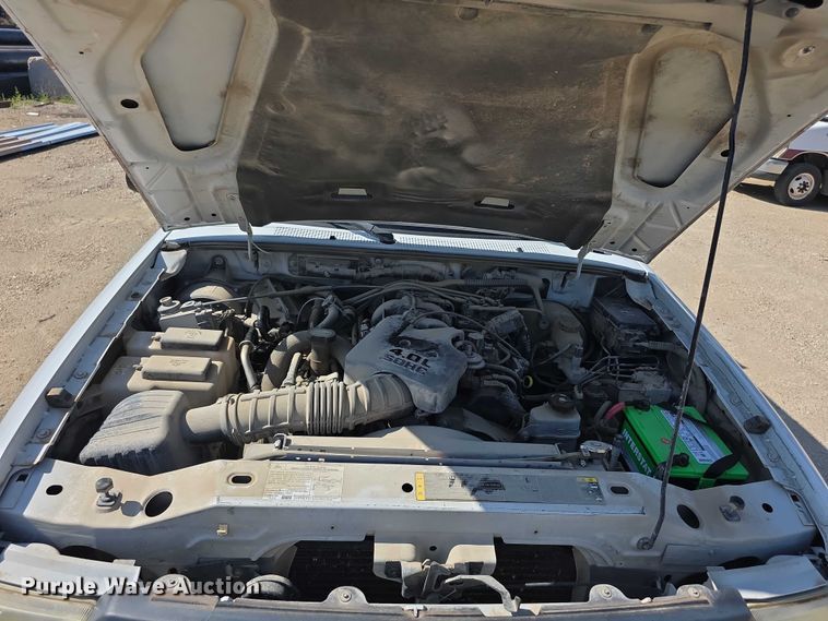 image for item EF3645 2006 Ford Ranger SuperCab pickup truck