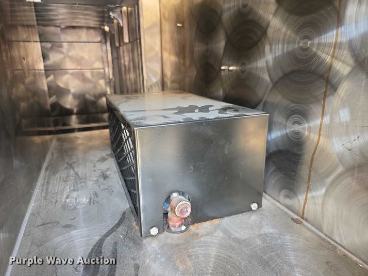 image for item EF3647 2006 GMC C5500 rescue vehicle