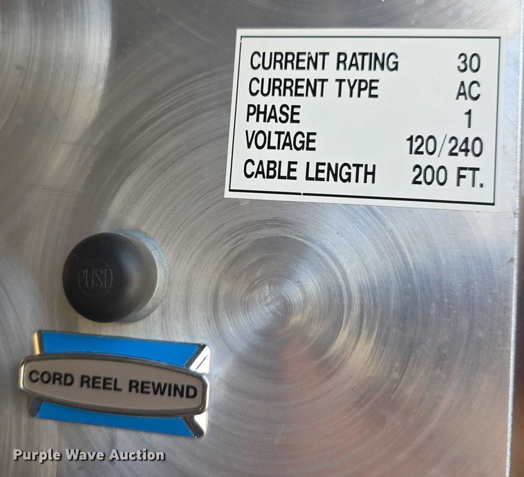 image for item EF3647 2006 GMC C5500 rescue vehicle