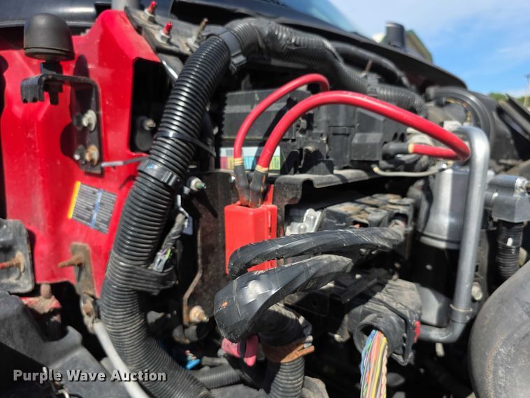 image for item EF3647 2006 GMC C5500 rescue vehicle