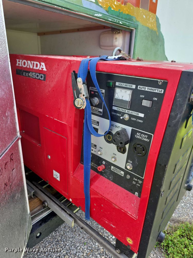 image for item EF3649 2003 Forks RV fire safety training camper