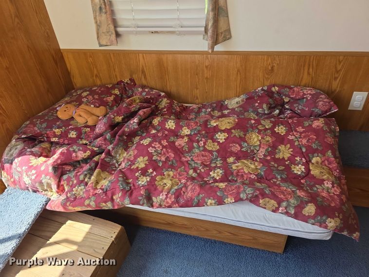 image for item EF3649 2003 Forks RV fire safety training camper