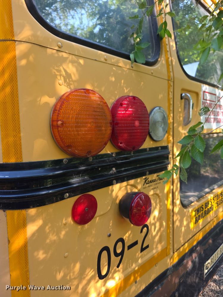 image for item EF3652 2008 Blue Bird Vision school bus