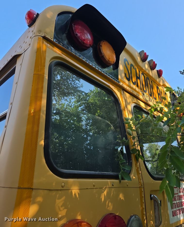 image for item EF3652 2008 Blue Bird Vision school bus