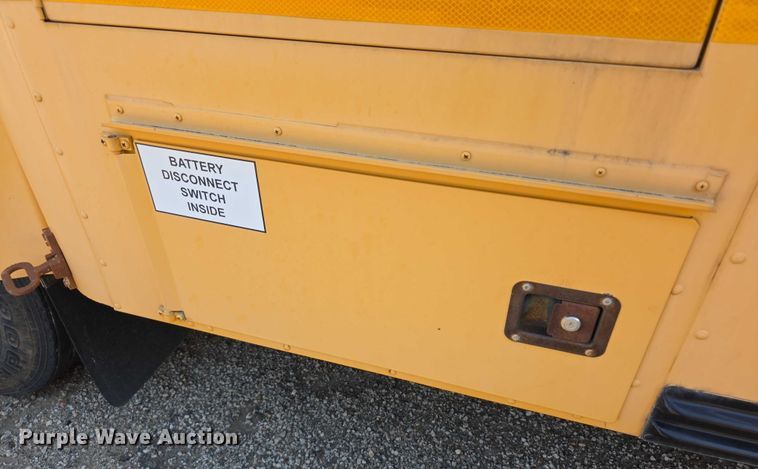 image for item EF3652 2008 Blue Bird Vision school bus