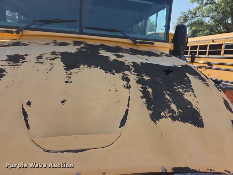 image for item EF3652 2008 Blue Bird Vision school bus