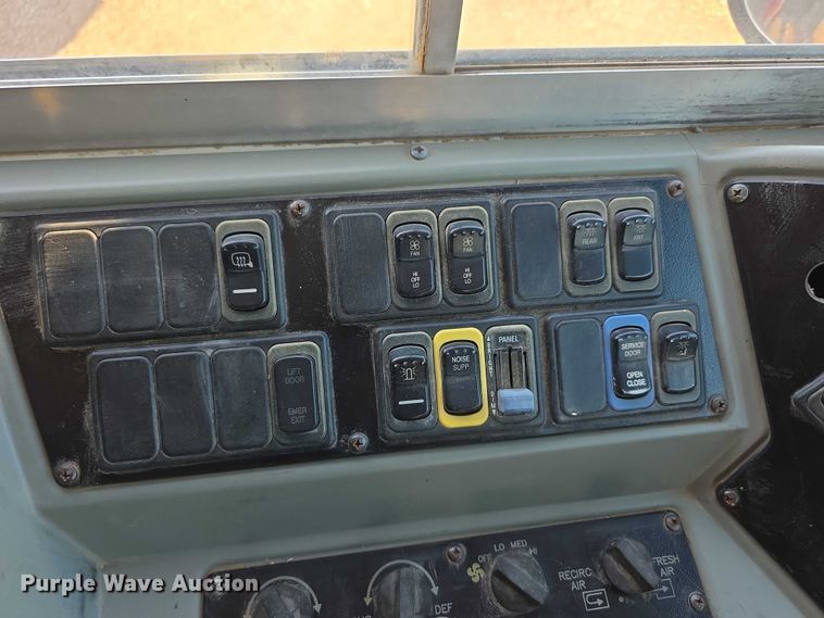 image for item EF3652 2008 Blue Bird Vision school bus