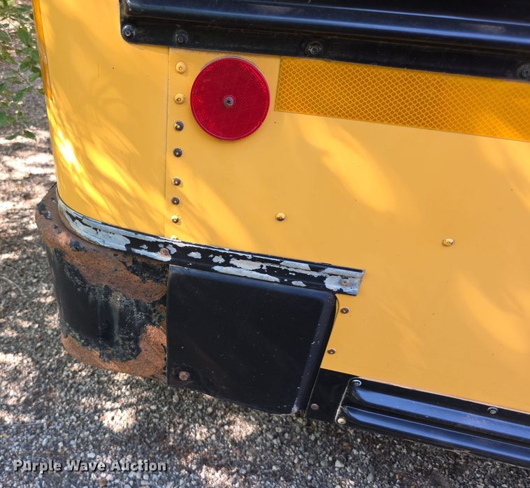 image for item EF3653 2005 Ford  E450 Super Duty  school bus