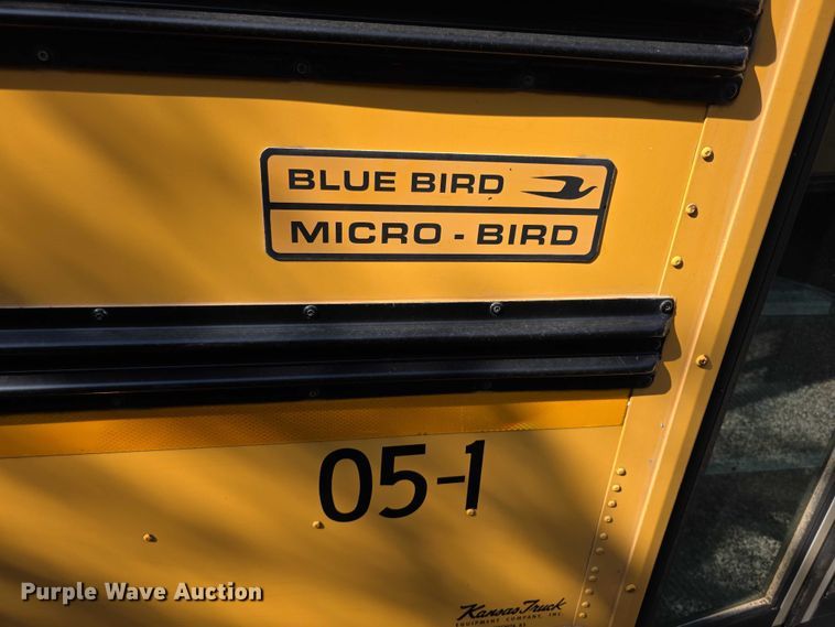 image for item EF3653 2005 Ford  E450 Super Duty  school bus