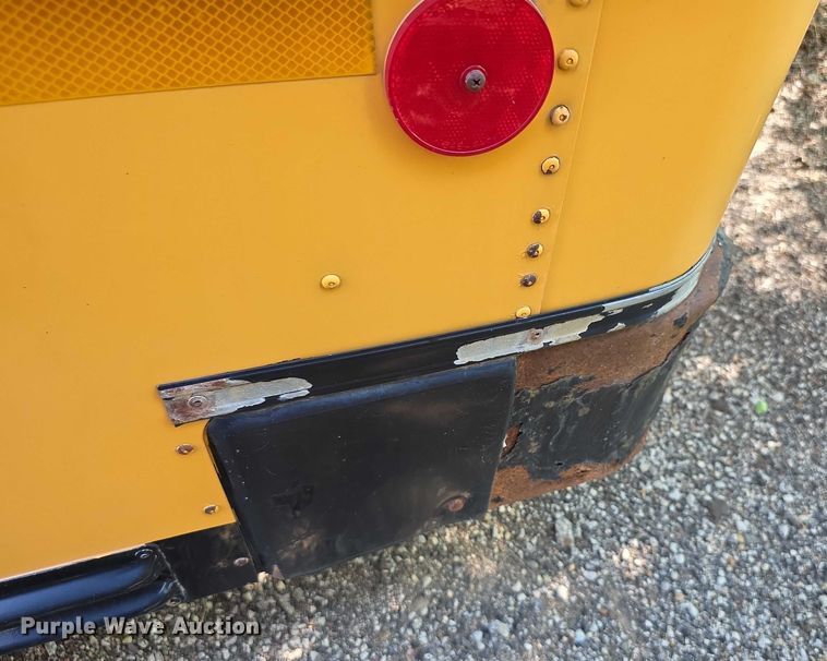 image for item EF3653 2005 Ford  E450 Super Duty  school bus