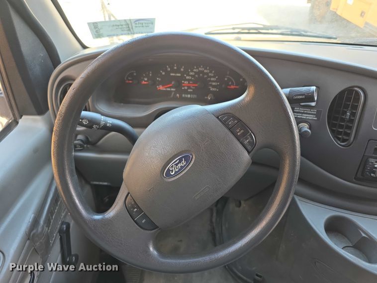 image for item EF3653 2005 Ford  E450 Super Duty  school bus