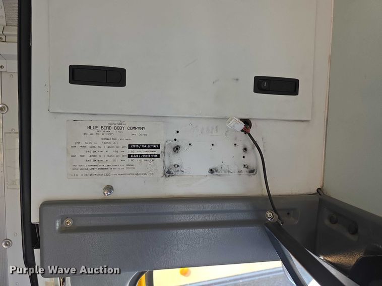 image for item EF3653 2005 Ford  E450 Super Duty  school bus